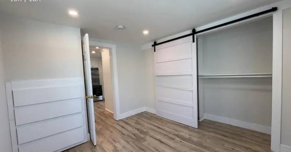 $1,500 / 1br - 554ft2 - Beautiful 1 Bedroom Remodeled Stand Alone Unit Located At Glendale!!! (Glendale)63701185709315124