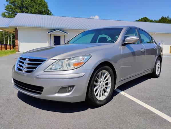 2010 Genesis Needs Nothing Extra Clean - $3,900 (Commerce)63620662147459121