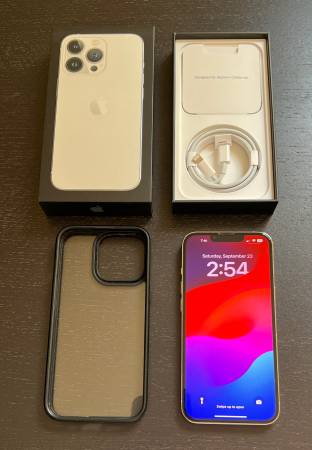 Apple iPhone 13 Pro 256 GB Silver/White Unlocked in Box Excellent 1