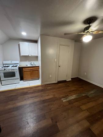 $750 / 1br - 1511 B Franklin Avenue (New Orleans)63903770878851124