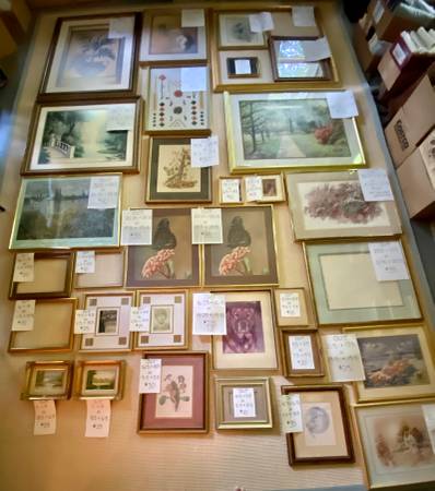 Gold picture frames and art $10 and up 1