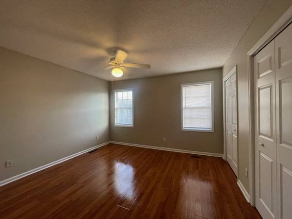 $950 / 2br - 1041ft2 - 2 Bedroom Townhome Sterling Pointe (UU2sp) (3825 Sterling Pointe Drive UU2)63897186464771124