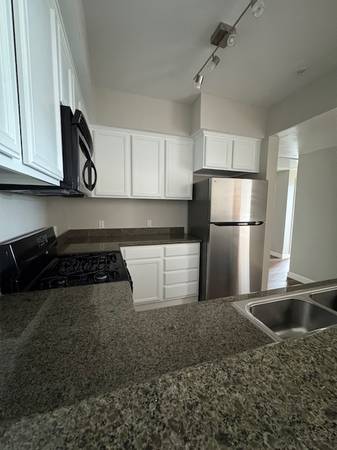 $2,750 / 2br - 1038ft2 - Fitness Center, Pool and More! 2bd/2ba apartment (santa rosa)64049799563010123