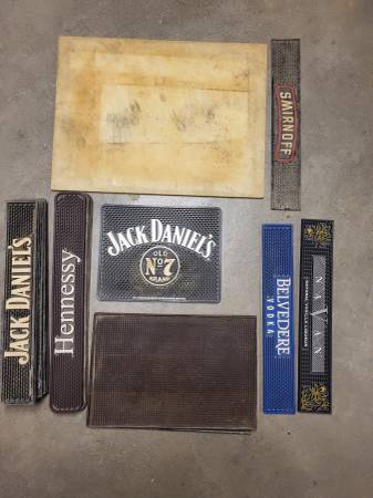 Rubber Bar Mats and Cutting Board 1