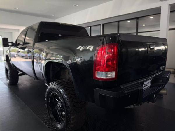 2007 GMC Sierra 2500 HD Crew Cab SLE Pickup 4D 6 1/2 ft V8, 6.6L Turbo - $14995.0063618461888513124