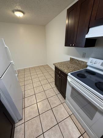 $895 / 2br - 720ft2 - 508-02 N Scott Ave (Gila Bend)63623922996995121