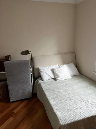 $1,900 / 2br - 800ft2 - 2 bed 2 bath Sublease (Irving Park)64201221033347121