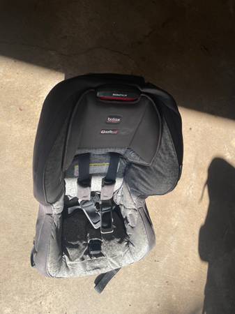 Britax convertible carseat 1