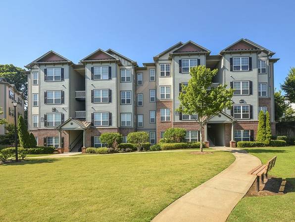 $1,140 / 1br - 830ft2 - Quiet neighborhood and incredible amenities! 1 bed / 1 bath! (Atlanta)63921691347075124