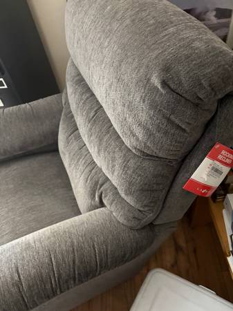 Lazy Boy Recliners 1