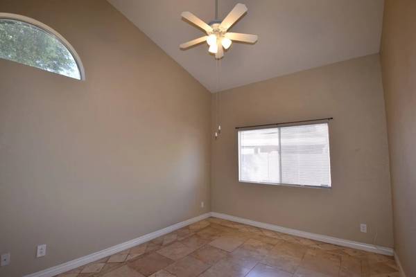 $1,345 / 3br - 1230ft2 - Ceiling Fan, Refrigerator with Ice Maker, Online Payments Available (Phoenix, AZ)64024824122499121