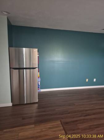 $1,350 / 1br - Fully Renovated Large Studio / One-Bedroom Apartment (Steten Island)63788384552193120