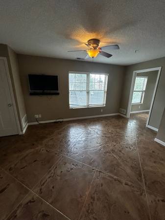 $2,000 / 4br - One Bed Available for Sept 1st in Marcy Holmes (Minneapolis)63868702610049123