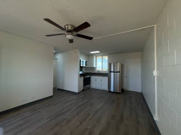 $2,095 / 2br - 600ft2 - AC Unit, Newly gated community, Full size Whirlpool electric stove (94-289 Leonui St, Waipahu, HI)63939531028354124