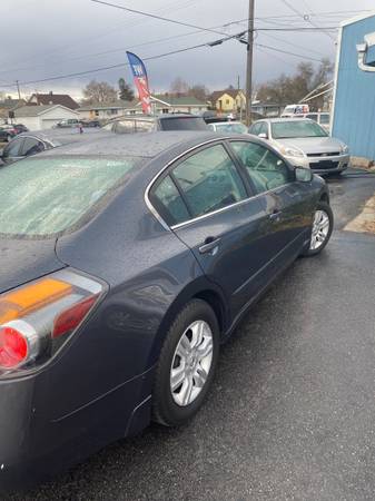 2011 Nissan Altima 2.5s - $3,500 (Spokane)63613058678915122