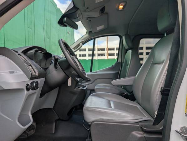 2019 Ford Transit 150 Wagon - Photo 14