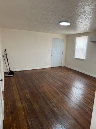 $1,400 / 2br - 2Bed/1Bath - Española West Side (Espanola)63659798494337122