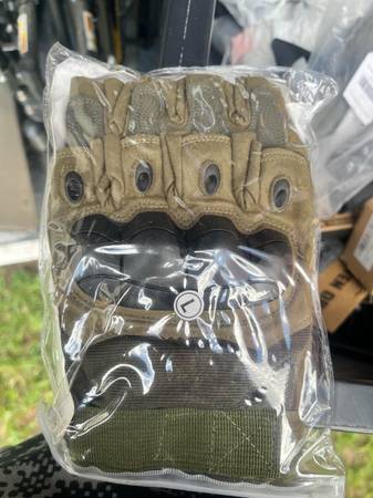 Fingerless knuckle gloves (biking or shooting or tactical) 1