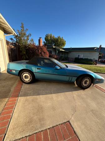 Convertible Corvette 1987 con 55k millas originales - $6,500 (san mateo)636240949998091224
