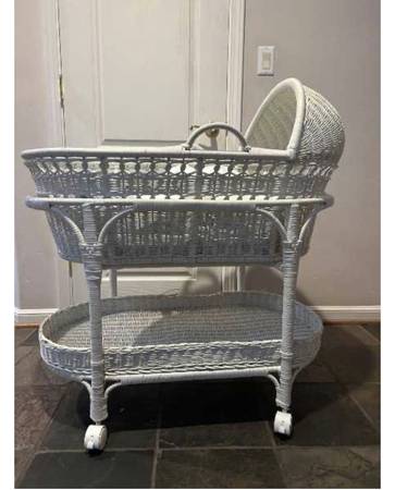 Pottery Barn bassinet 1