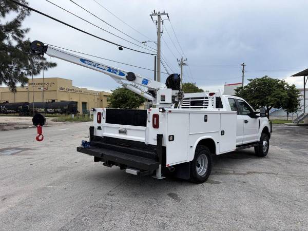 2019 Ford F350 SD 4X4 - Photo 12