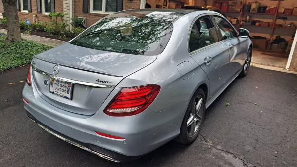 2017 Mercedes-Benz Clase E E 300 4MATIC - 55 mil millas - $19,900 (Silver Spring, MD)63616500137601124