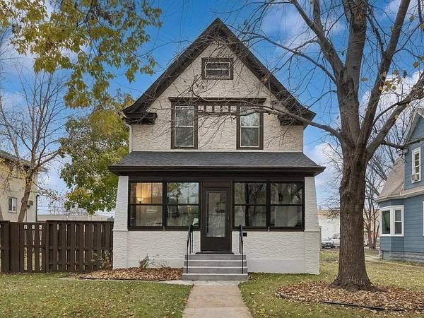 $750 / 2br - 2200ft2 - 2H, 2BA + HABITACIÓN SECRETA Y MAGIA DE CHIMENEA 🔥 (Minneapolis)64048421661441120