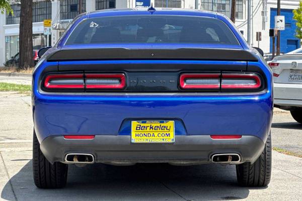 2020 Dodge Challenger AZUL Precio para VENDER!!! - $21881,00 (berkeley)63470417228161124