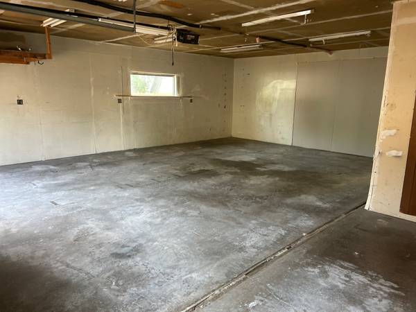 $500 / 667ft2 - 29'x23' Garage Storage (Boise)63794970465667122