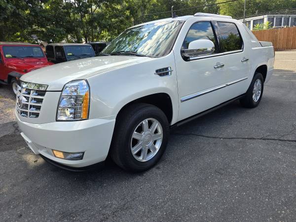 2010 Cadillac Escalade EXT Premium - $13,450 (Ashland)63441253691523124