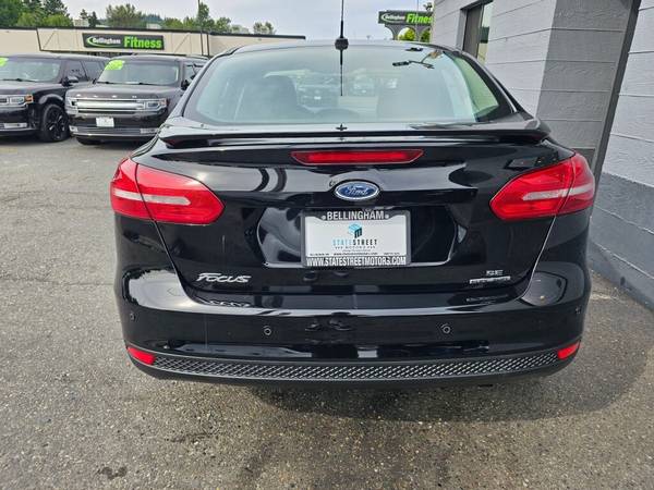 2016 Ford Focus SE 1FADP3F22GL342085 - $9,999 (Para la mejor selección de vehículos usados en el s)63469737087875124