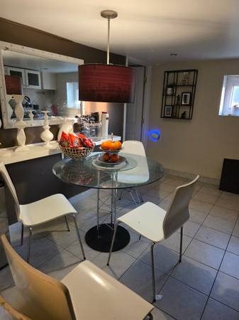 $750 / 1br - Save now rent here (N riverside)63959875770882120