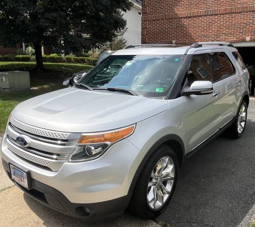 2013 Ford Explorer Limited - $7,000 (Herndon, VA)63440027713665121