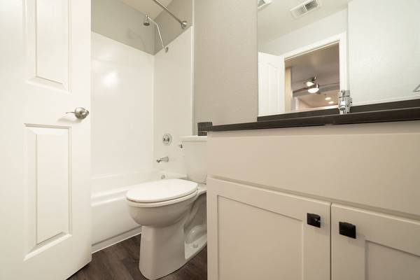 $2,232 / 1br - 618ft2 - 1 Bed, In Hayward, Dishwasher included (hayward / castro valley)63813588329987120