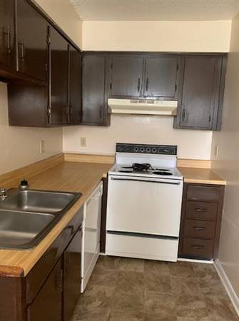$995 / 2br - 784ft2 - Multi-family in Huntsville 202 C Villa Madrid (Huntsville, AL)63801883209345120