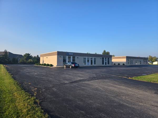$1,500 / 1200ft2 - Medical / Professional Office Space (New Berlin)64152182838659124