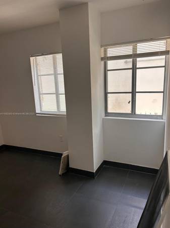 $2,700 / 2br - 649ft2 - 2/2 with Modern Conveniences right off Lincoln Road! (The Evelyn- South Beach)64001847283458123