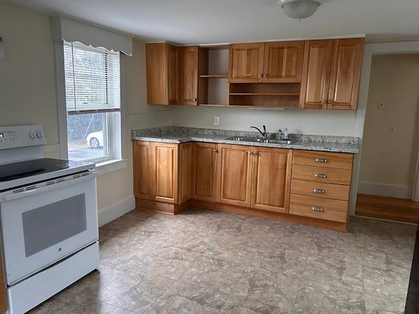 $1,850 / 3br - Casa unifamiliar de 3 dormitorios (Greenfield)64017045864194120