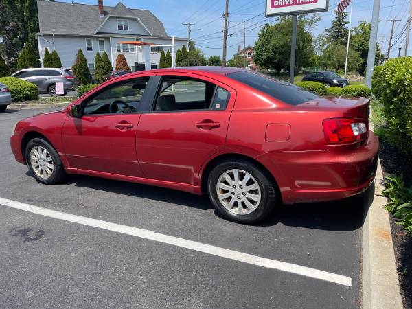 2009 Mitsubishi Galant, Automático, Sedán, Funciona Bien, 4 Cilindros, - $2.300 (Bridgeport)63654723604739124