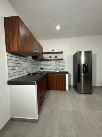 2 bed 1 bath ground level 1