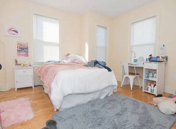 $4,600 / 4br - Updated Allston 4 Bed For $4,600 AVAIL NOW NO FEE (Allston)63810039712003123