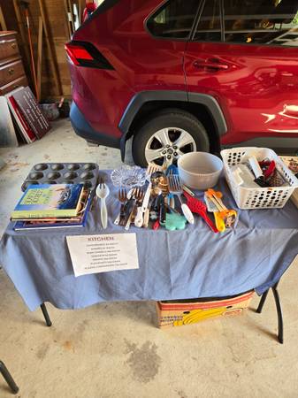 TAG SALE! Sunday,  08/31 (South Windsor)63873145001857124