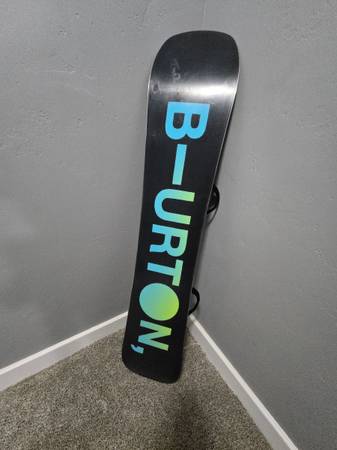 Burton Instigator Snowboard w/ Step on bindings and DC boots 1