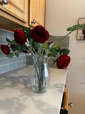 Glass vase 1