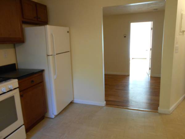 $2,400 / 2br - East Boston 2 bed plus study (East Boston)63912518219523121