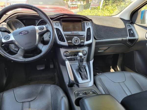 2014 FORD FOCUS TITANIUM 2.0L LLANTAS DE 17" CÁMARA DE REVERSA EN CUERO TÍTULO LIMPIO - $4,850 (San Diego)63440200995457124