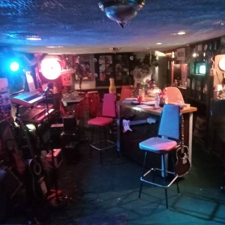 ))))))SEEKING SAX/ FLUTE/ KEYBOARD/GIRL SINGER RIGINAL   MUSIC(((((((( 1