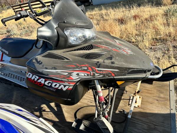 2010 Polaris RMK 800 Dragon 165" track 1