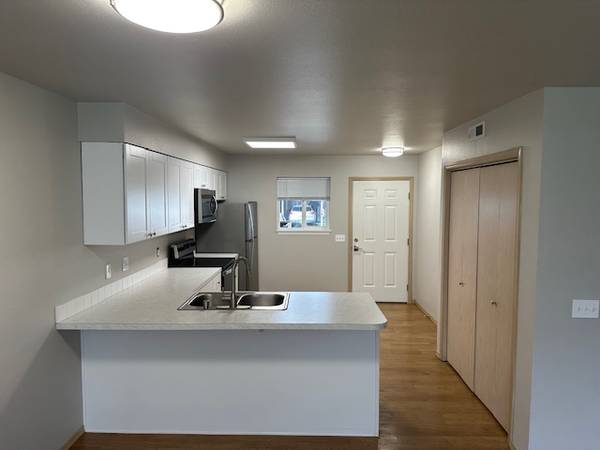 $1,790 / 2br - 960ft2 - (1st Mo FREE!)  2 Bed/2 Bath (Lynden)63920958701443121