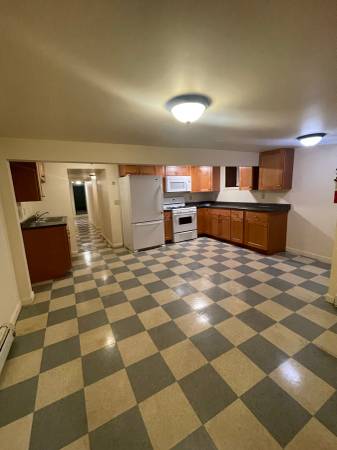 $3,600 / 4br - 150 North St, 1A - JUNE 1st 2026 - Utilities included!63992935070595120